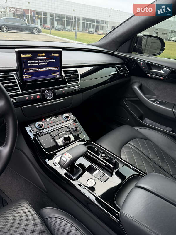 Седан Audi A8 2014 в Киеве