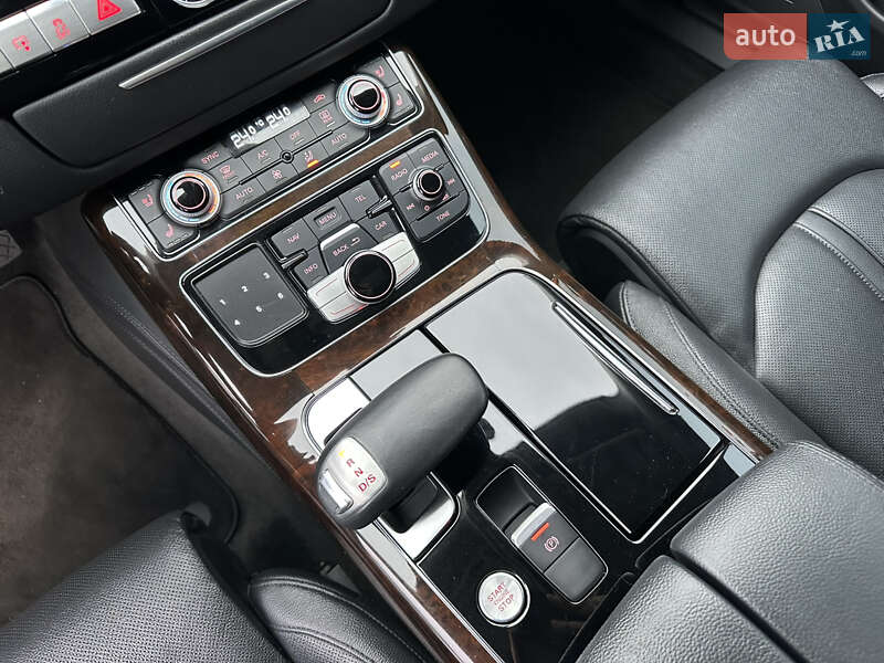 Седан Audi A8 2017 в Киеве фото 12 Седан Audi A8 2017 в Киеве