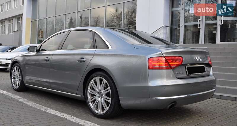 Седан Audi A8 2013 в Одессе