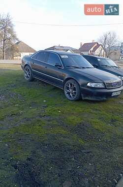 Седан Audi A8 1996 в Бурштыне