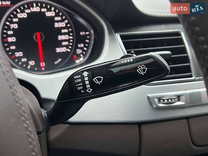 Седан Audi A8 2012 в Киеве фото 28 Седан Audi A8 2012 в Киеве