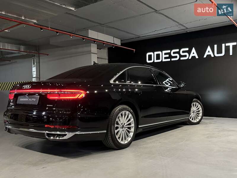 Седан Audi A8 2021 в Одессе