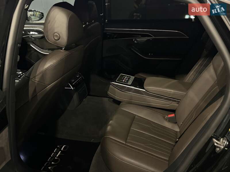 Седан Audi A8 2021 в Одессе