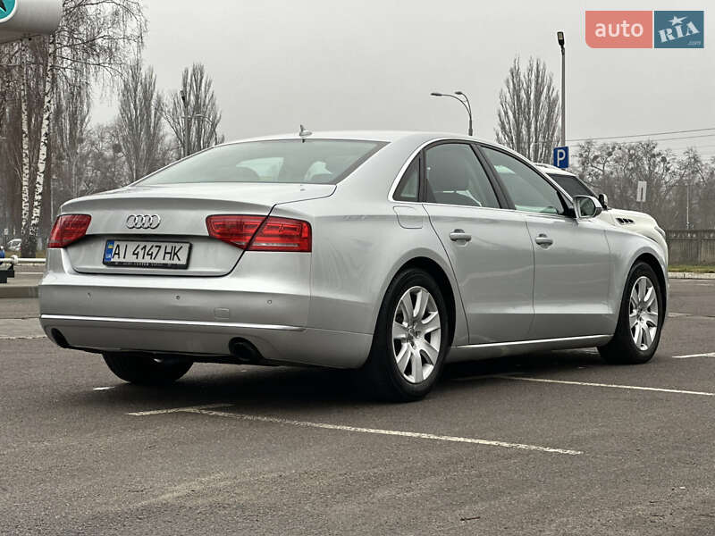 Седан Audi A8 2012 в Киеве