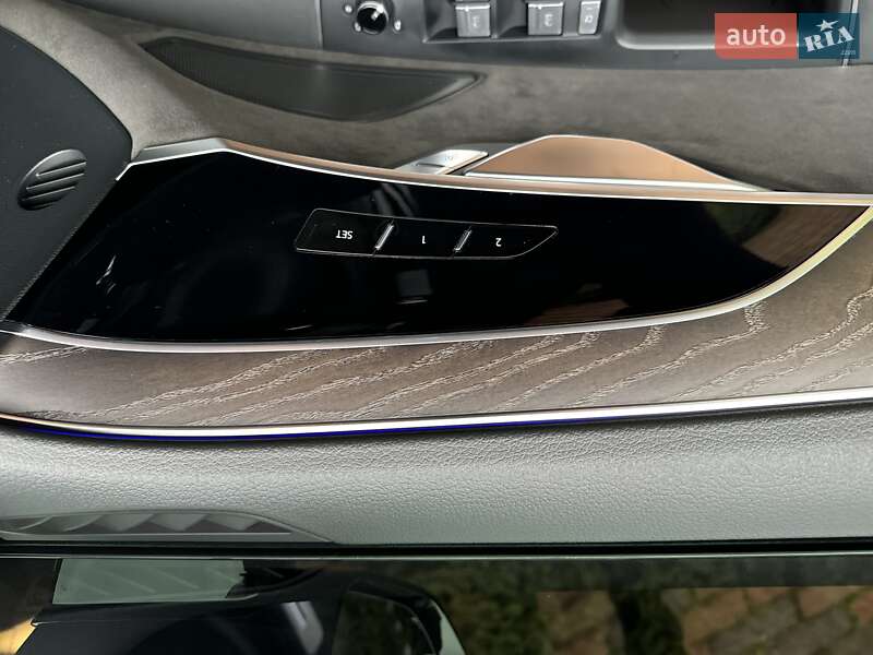 Седан Audi A8 2021 в Киеве фото 20 Седан Audi A8 2021 в Киеве