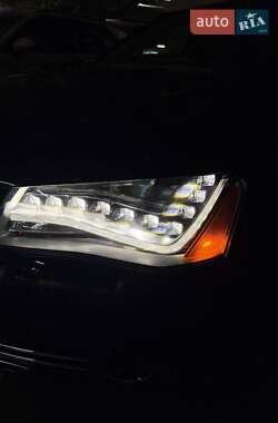 Седан Audi A8 2013 в Одессе