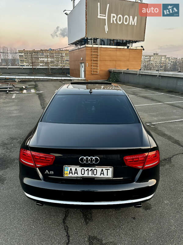 Седан Audi A8 2013 в Киеве