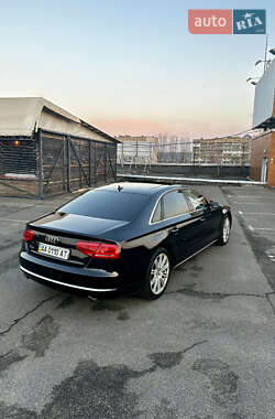 Седан Audi A8 2013 в Киеве