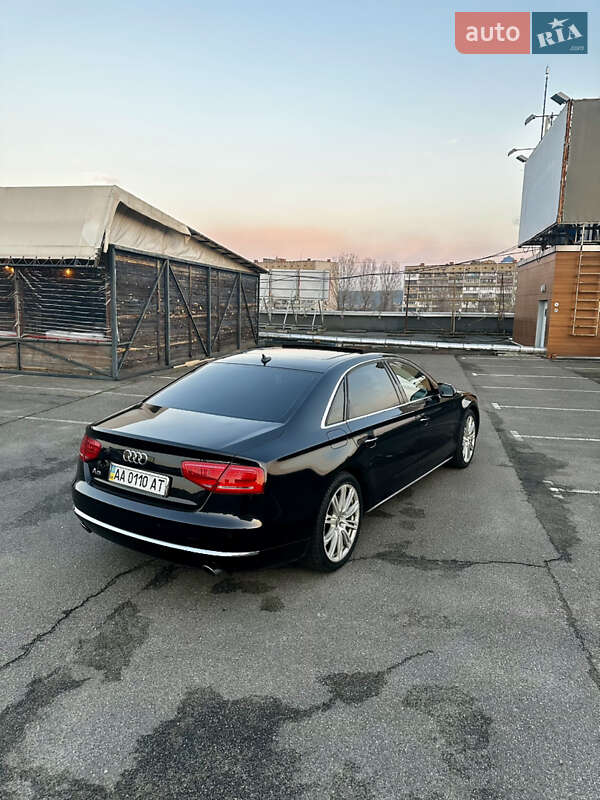 Седан Audi A8 2013 в Киеве