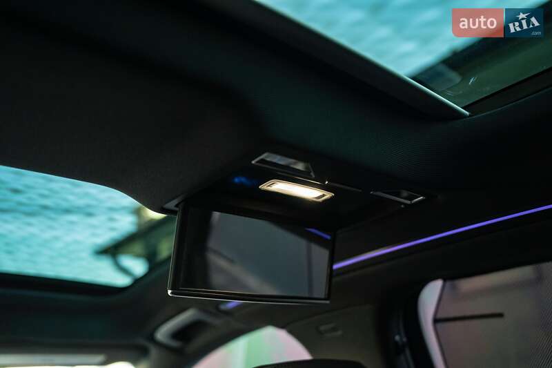 Седан Audi A8 2021 в Черновцах