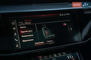 Седан Audi A8 2021 в Чернівцях