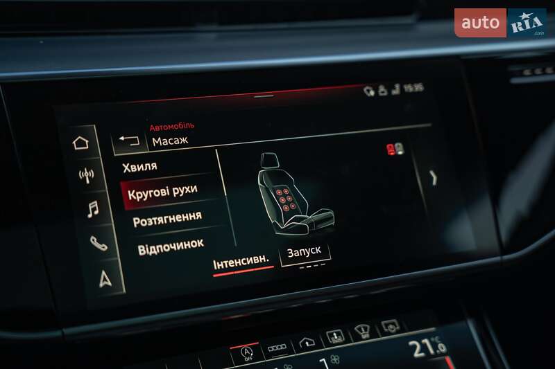 Седан Audi A8 2021 в Чернівцях