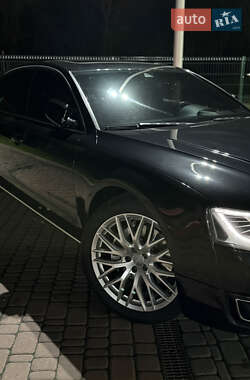 Седан Audi A8 2015 в Киеве