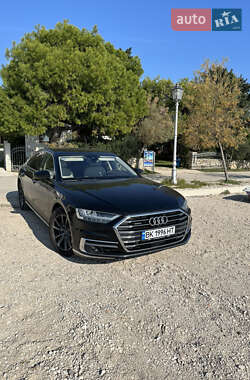 Седан Audi A8 2019 в Києві
