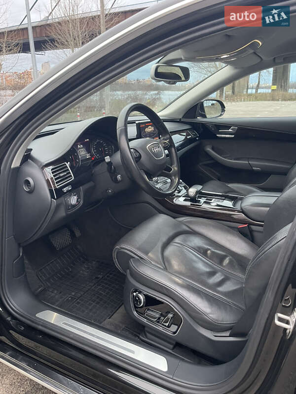 Седан Audi A8 2013 в Киеве