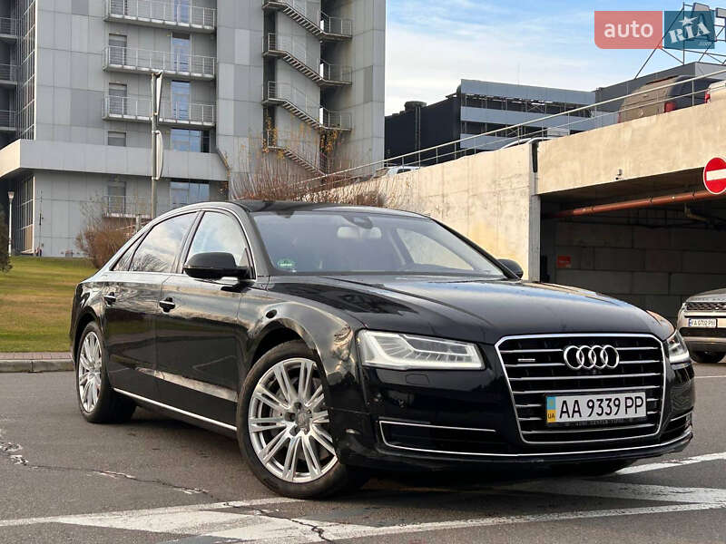 Седан Audi A8 2013 в Киеве