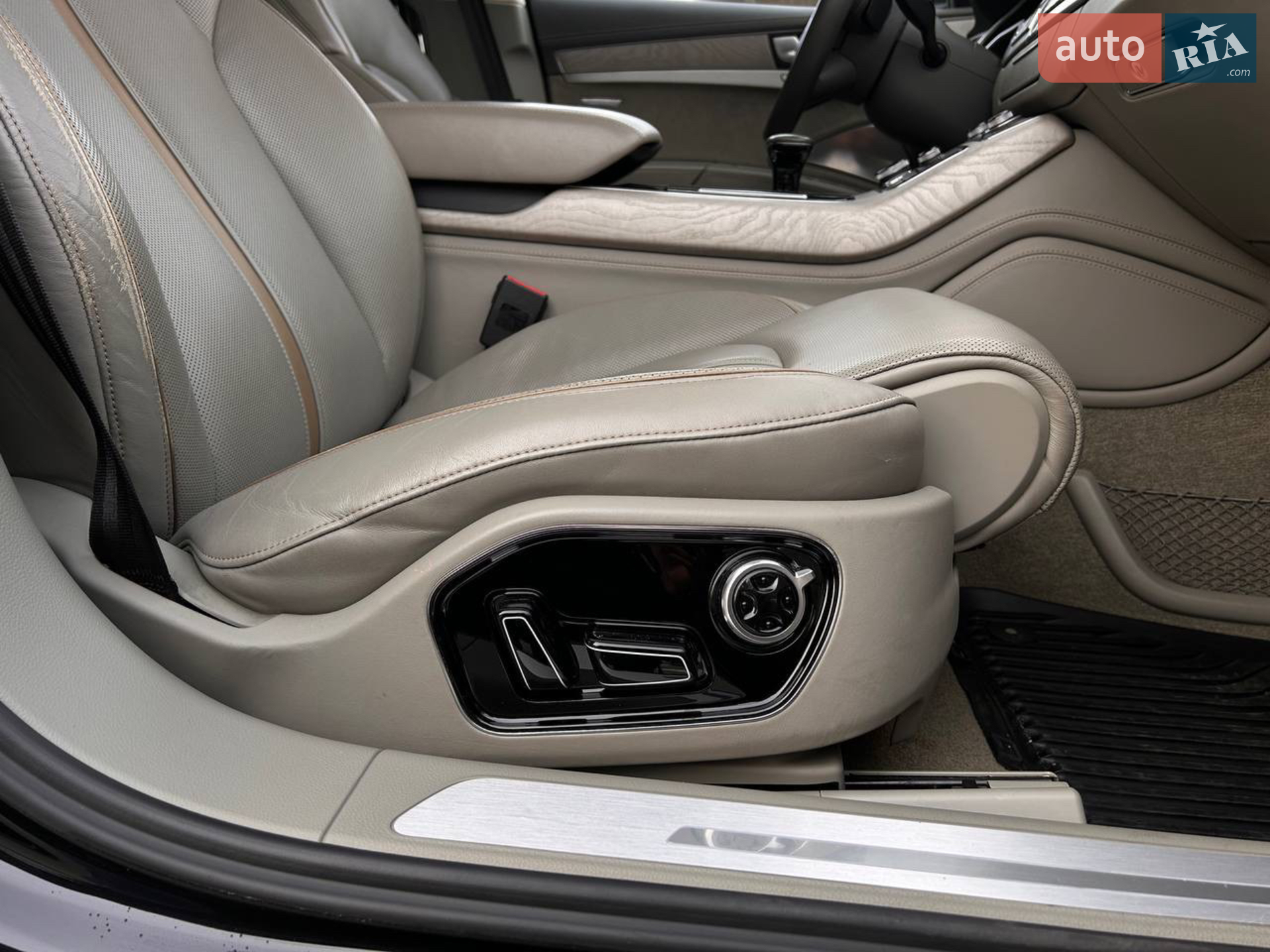 2013 Audi A8 - мініатюра 120