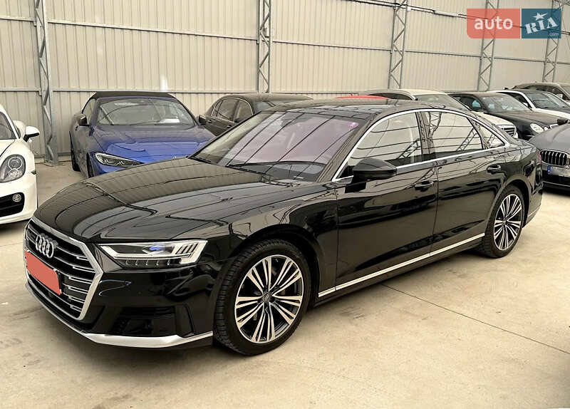 2019 Audi A8, VIN WAUZZZF88LN008317:plate — фото 1 (autoria)