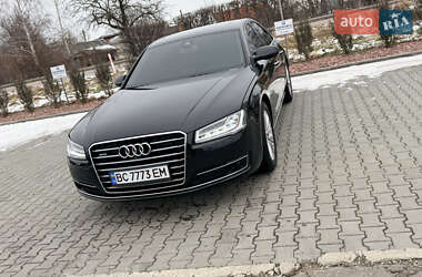Седан Audi A8 2014 в Львове