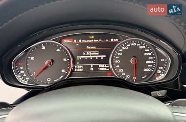 Седан Audi A8 2014 в Львове