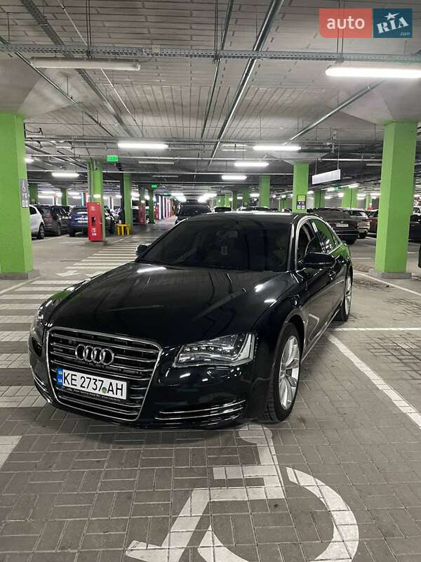Седан Audi A8 2011 в Киеве
