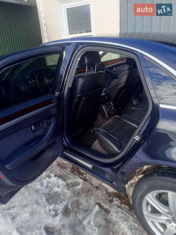Седан Audi A8 2007 в Ивано-Франковске