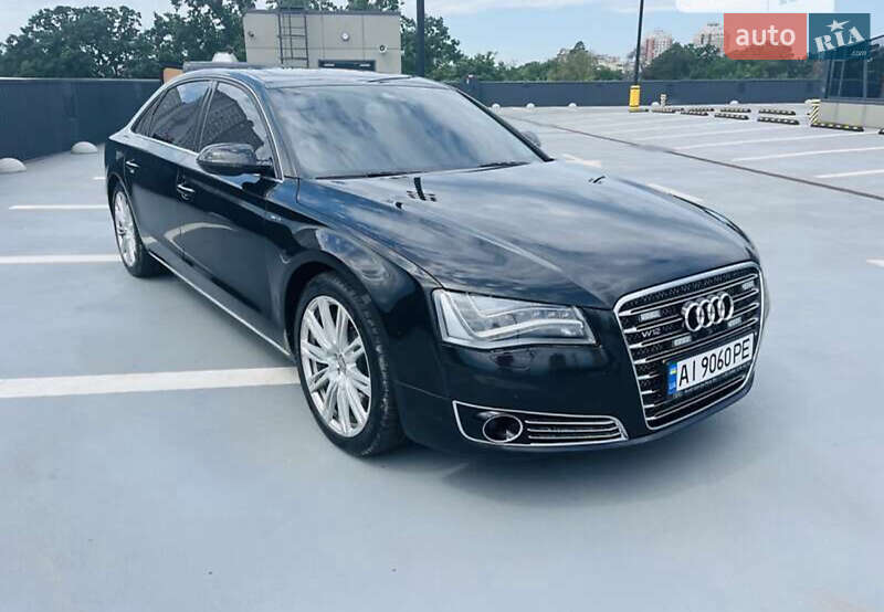 Седан Audi A8 2012 в Львове