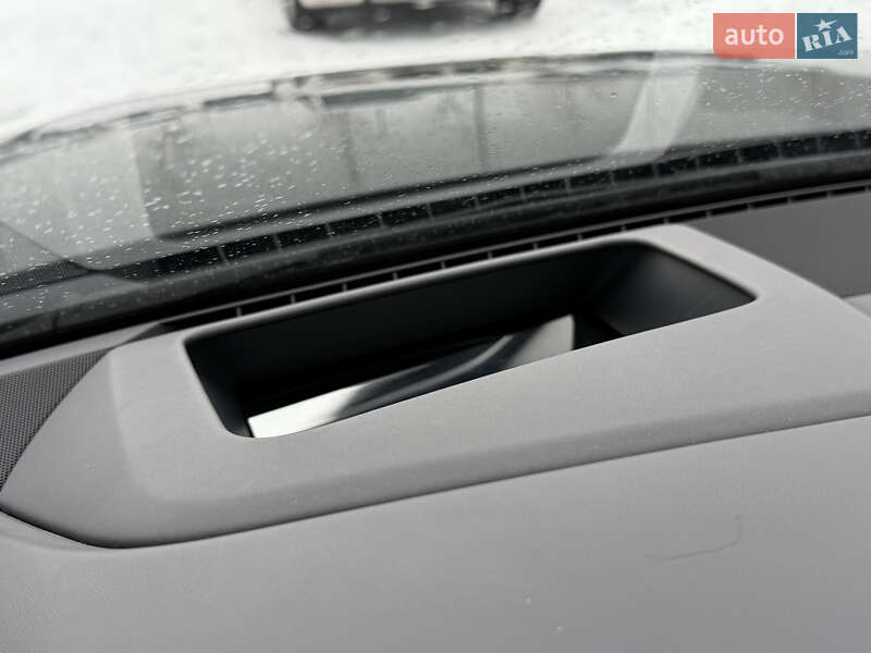 Седан Audi A8 2022 в Киеве фото 59 Седан Audi A8 2022 в Киеве