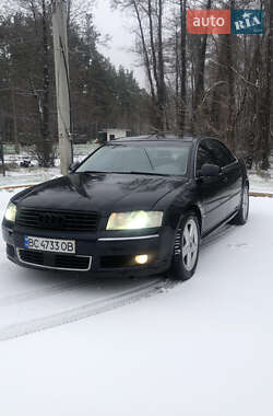 Седан Audi A8 2004 в Бучі