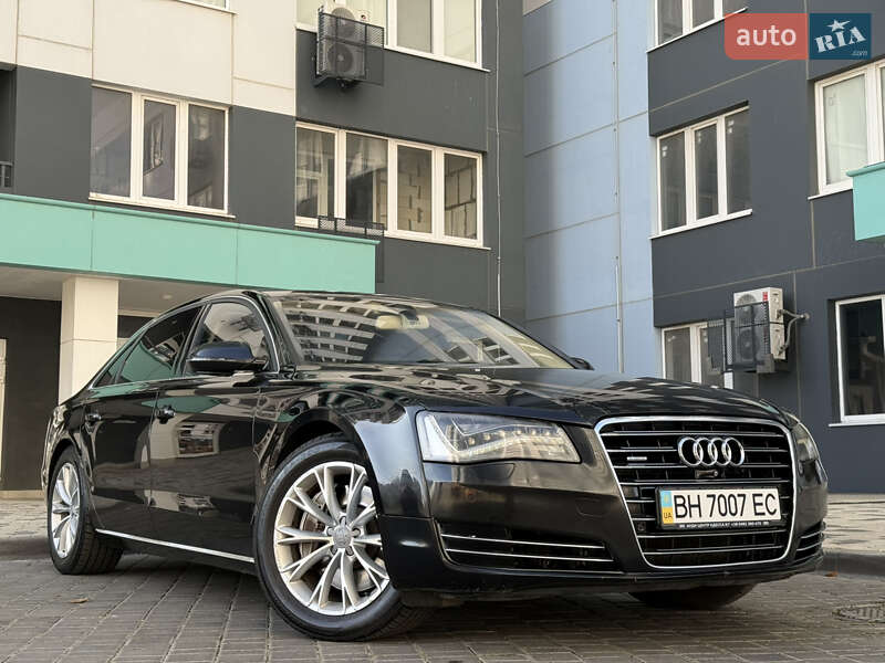 Седан Audi A8 2012 в Одессе