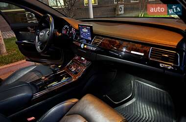 Седан Audi A8 2013 в Одессе