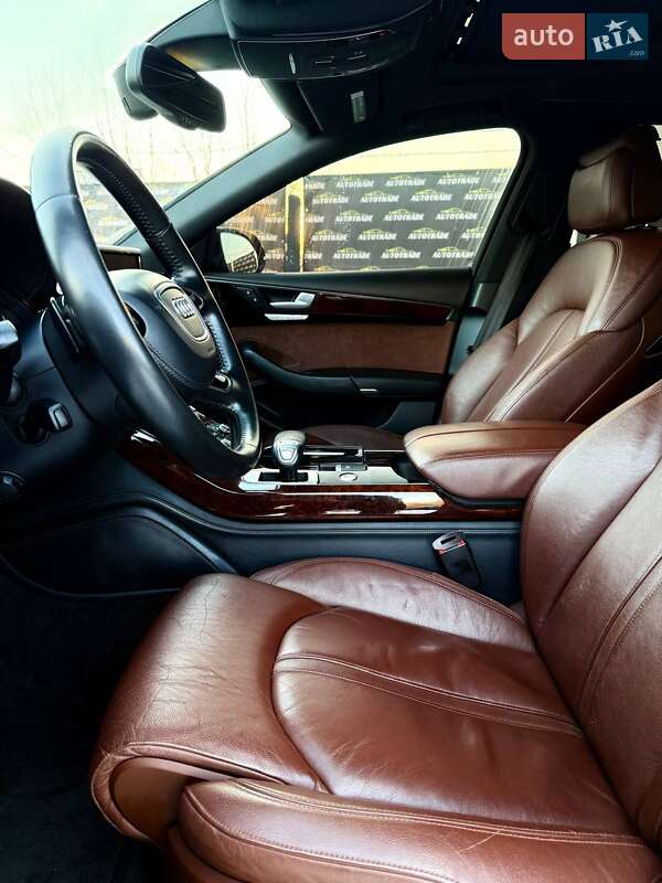 Седан Audi A8 2013 в Киеве