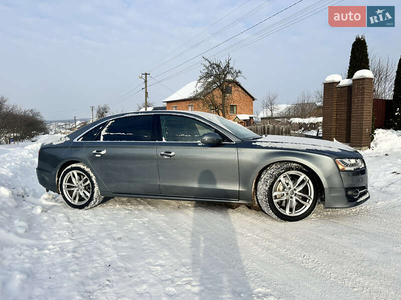 Седан Audi A8 2016 в Ивано-Франковске