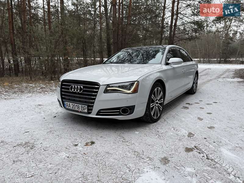 Седан Audi A8 2013 в Киеве