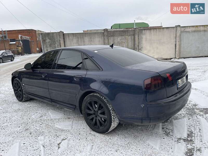 Седан Audi A8 2004 в Полтаве