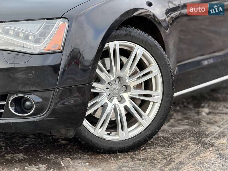Седан Audi A8 2012 в Кривом Роге