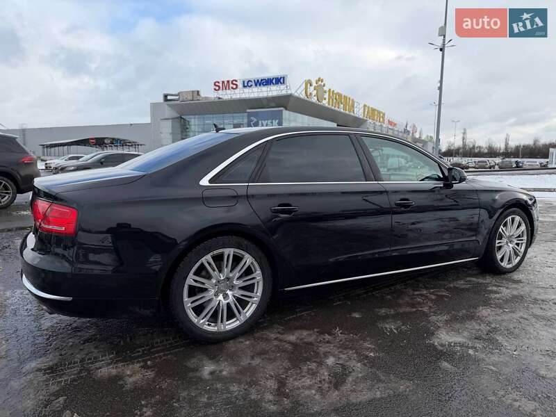 Седан Audi A8 2012 в Кривом Роге