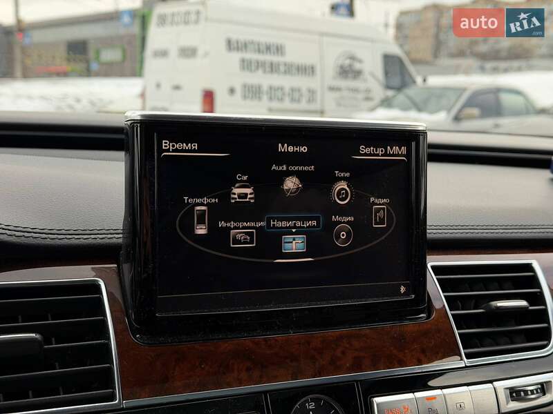 Седан Audi A8 2012 в Кривом Роге