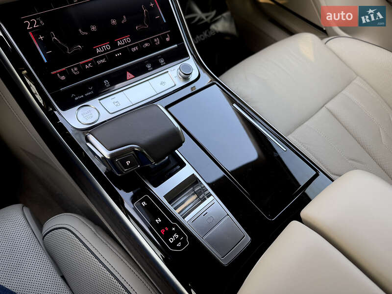 Седан Audi A8 2020 в Киеве