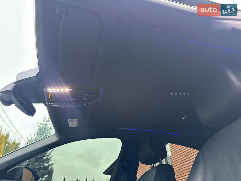 Седан Audi A8 2021 в Днепре