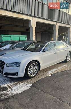 Седан Audi A8 2014 в Ужгороде