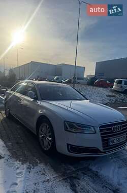 Седан Audi A8 2014 в Ужгороде
