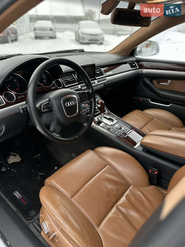 Седан Audi A8 2007 в Василькові