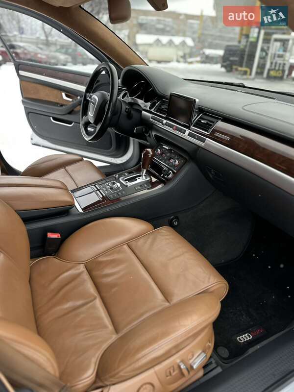 Седан Audi A8 2007 в Василькові