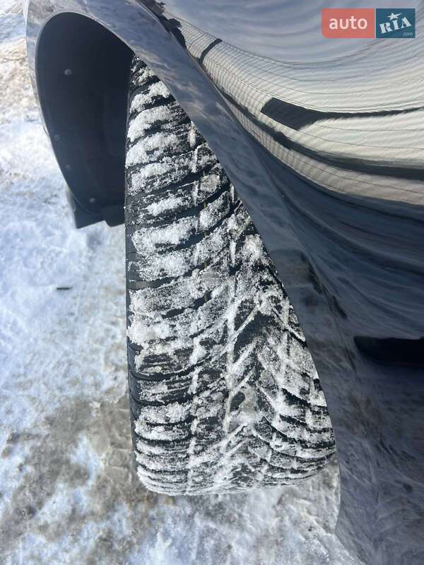 Седан Audi A8 2014 в Киеве