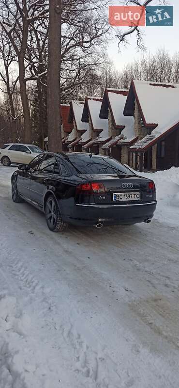 Седан Audi A8 2004 в Львове
