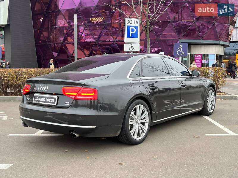 Седан Audi A8 2012 в Киеве