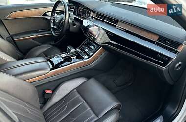 Седан Audi A8 2019 в Киеве