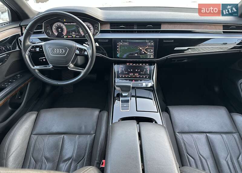 Седан Audi A8 2019 в Киеве