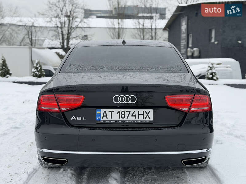 Седан Audi A8 2012 в Киеве
